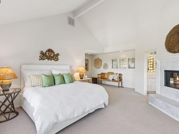 85 La Cuesta Drive, Orinda CA 94563