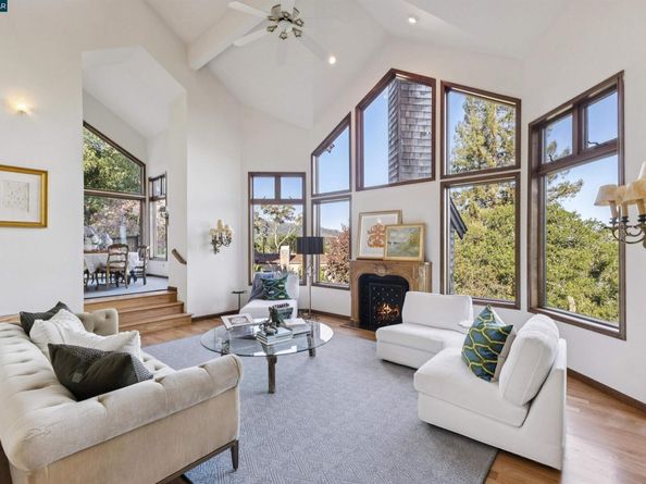 85 La Cuesta Drive, Orinda CA 94563