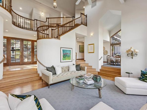 85 La Cuesta Drive, Orinda CA 94563