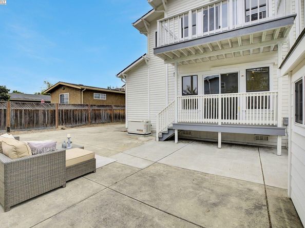 127 Maitland Dr, Alameda CA 94502