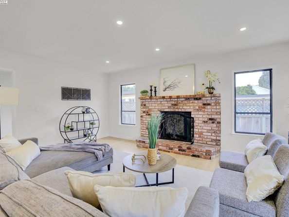 127 Maitland Dr, Alameda CA 94502