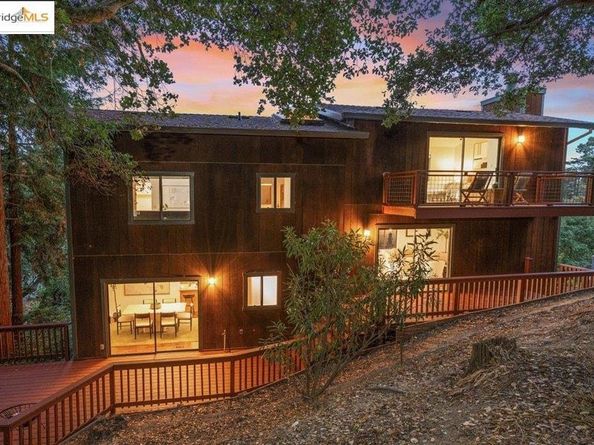 6861 Saroni Dr, Oakland CA 94611