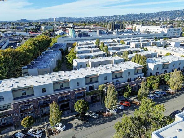1220 66Th St, Emeryville CA 94608