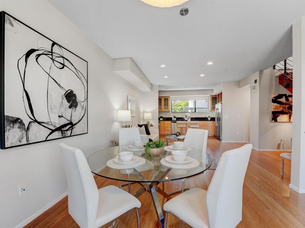 1220 66Th St, Emeryville CA 94608