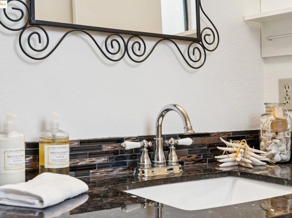 28149 Riggs Ct, Hayward CA 94542
