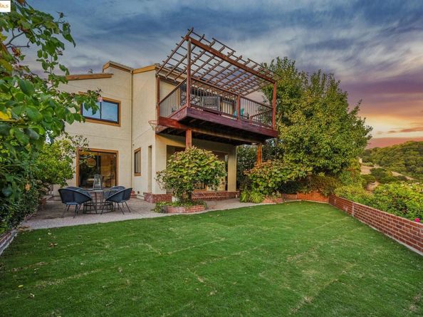 28149 Riggs Ct, Hayward CA 94542