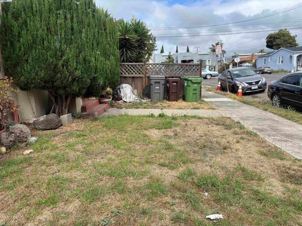 7807 Weld, Oakland CA 94621