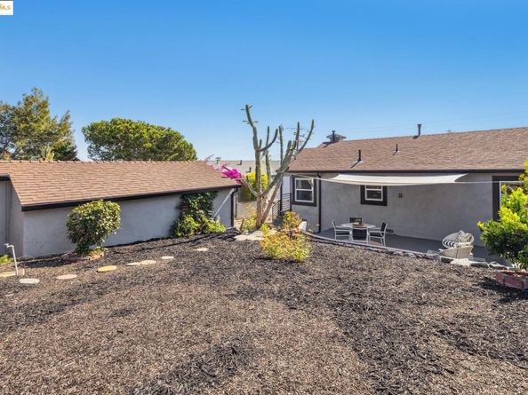 6238 Majestic Ave, Oakland CA 94605