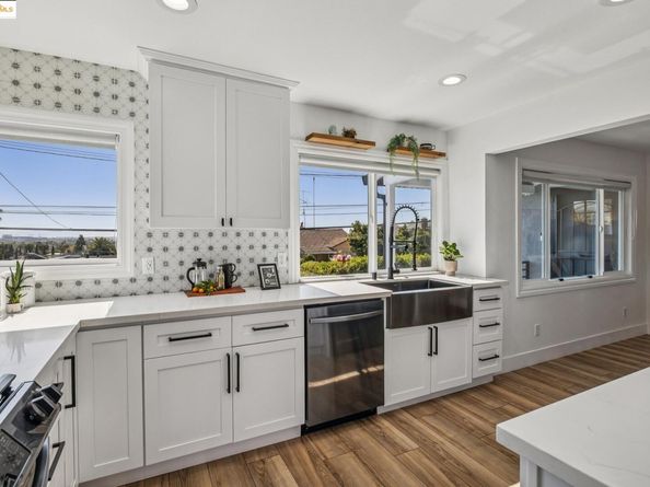 6238 Majestic Ave, Oakland CA 94605