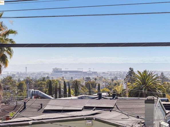 6238 Majestic Ave, Oakland CA 94605
