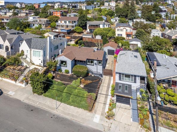6238 Majestic Ave, Oakland CA 94605