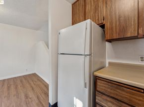 9663 Elmview, Oakland CA 94603
