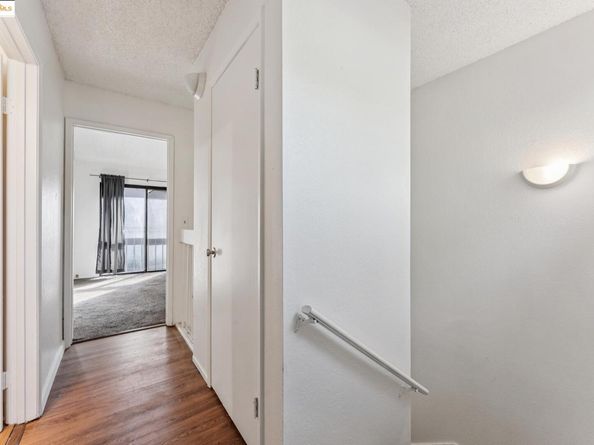 9663 Elmview, Oakland CA 94603