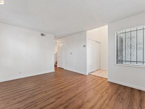 9663 Elmview, Oakland CA 94603