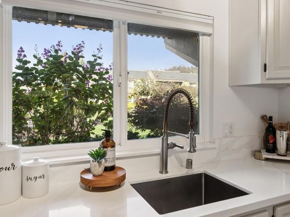 3109 La Campania, Alameda CA 94502