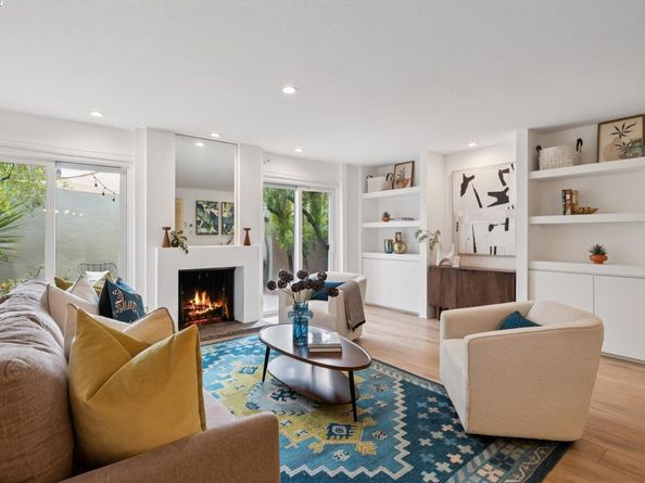 3109 La Campania, Alameda CA 94502