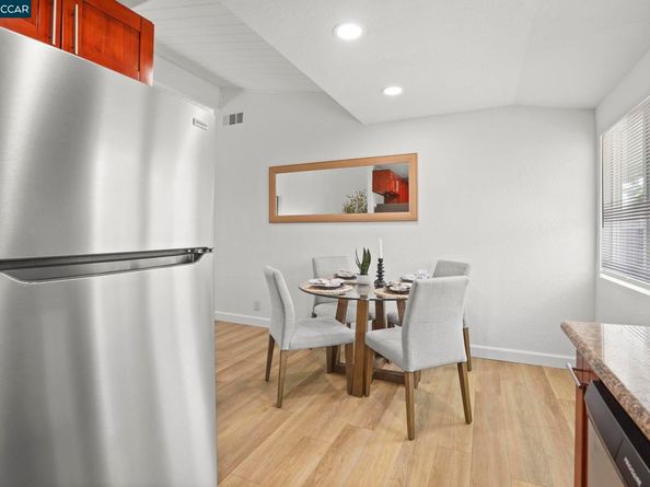 2206 Gehringer Dr, Concord CA 94520