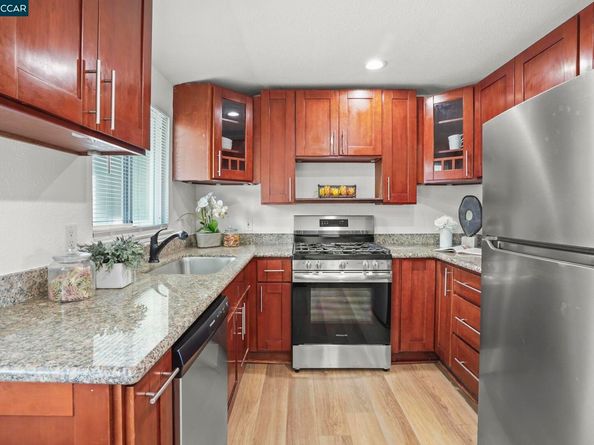 2206 Gehringer Dr, Concord CA 94520