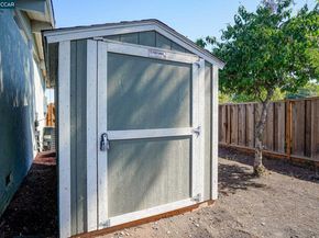 2206 Gehringer Dr, Concord CA 94520