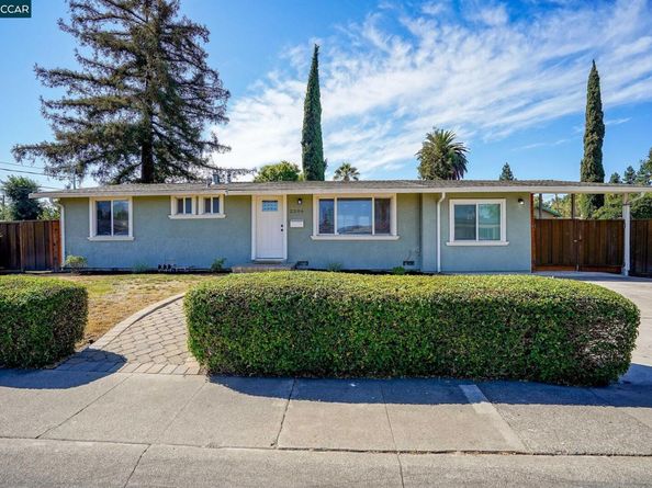 2206 Gehringer Dr, Concord CA 94520