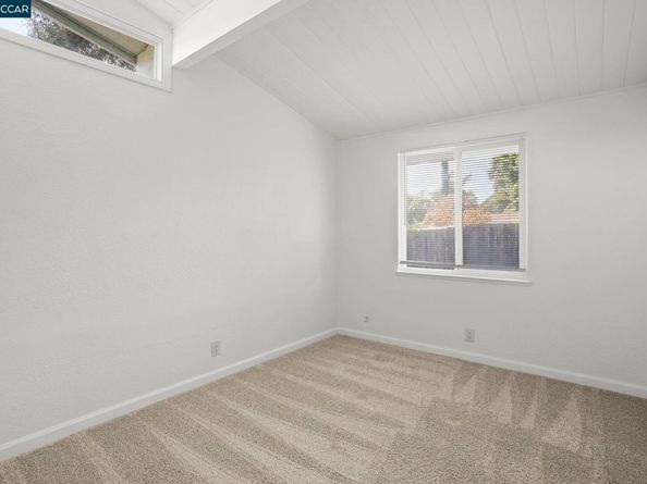 2206 Gehringer Dr, Concord CA 94520