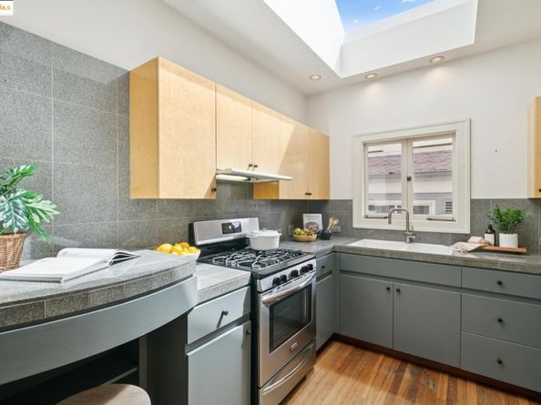 408 Euclid Ave, Oakland CA 94610