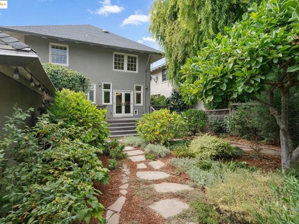 408 Euclid Ave, Oakland CA 94610