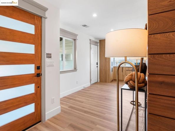 713 Midcrest Way, El Cerrito CA 94530