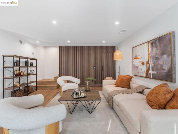 713 Midcrest Way, El Cerrito CA 94530