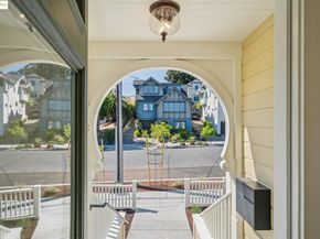 4440 Howe St, Oakland CA 94611