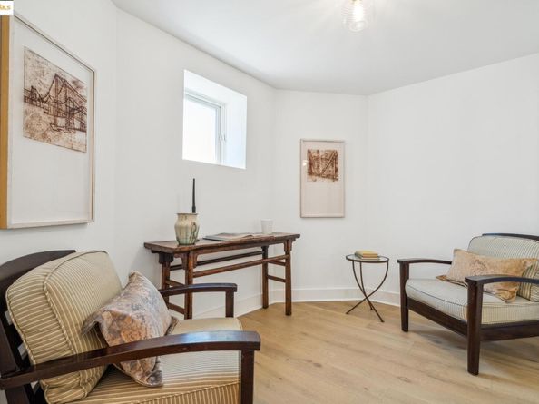 4440 Howe St, Oakland CA 94611