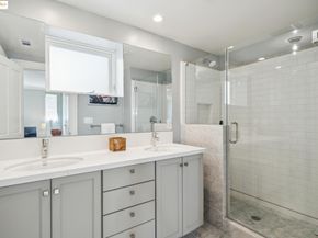 4440 Howe St, Oakland CA 94611