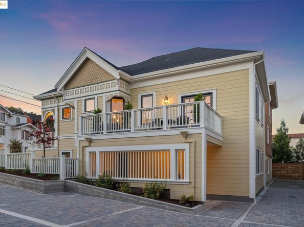 4440 Howe St, Oakland CA 94611