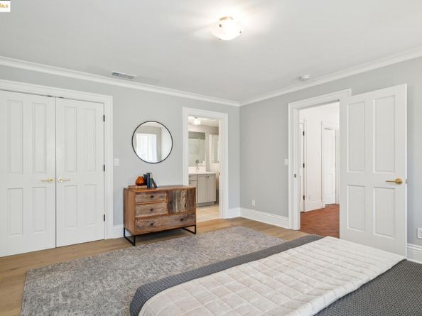 4440 Howe St, Oakland CA 94611
