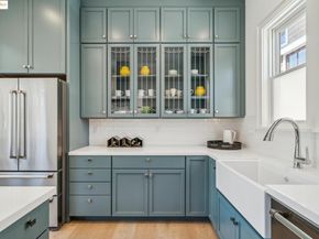 4440 Howe St, Oakland CA 94611