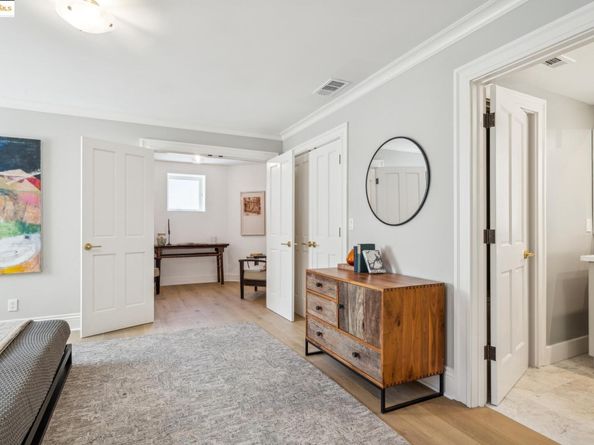 4440 Howe St, Oakland CA 94611