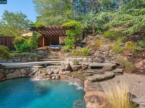 3238 Greenhills Drive, Lafayette CA 94549