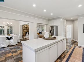 3238 Greenhills Drive, Lafayette CA 94549