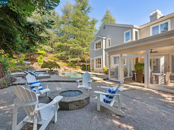 3238 Greenhills Drive, Lafayette CA 94549