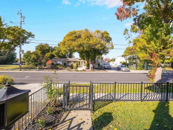 1781 B St, Hayward CA 94541