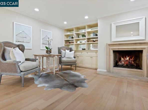 24 Valencia Rd., Orinda CA 94563