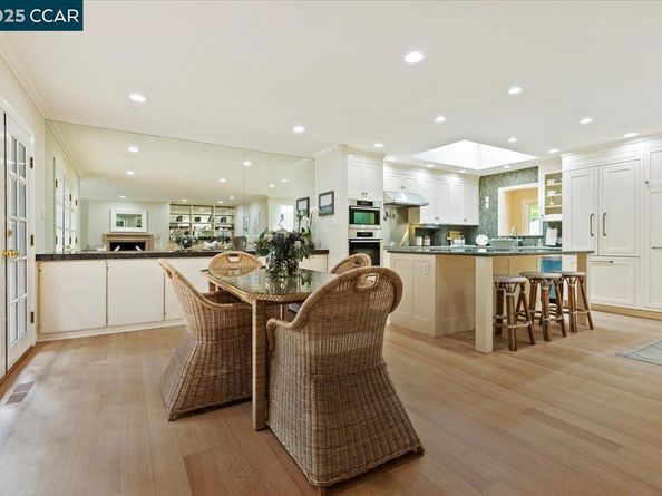 24 Valencia Rd., Orinda CA 94563