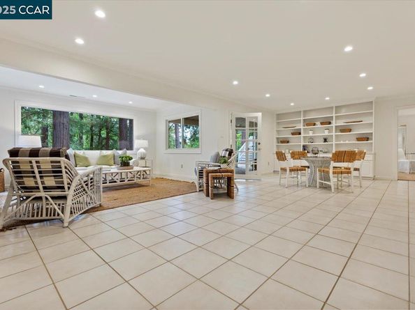 24 Valencia Rd., Orinda CA 94563