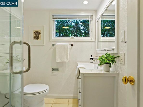 24 Valencia Rd., Orinda CA 94563