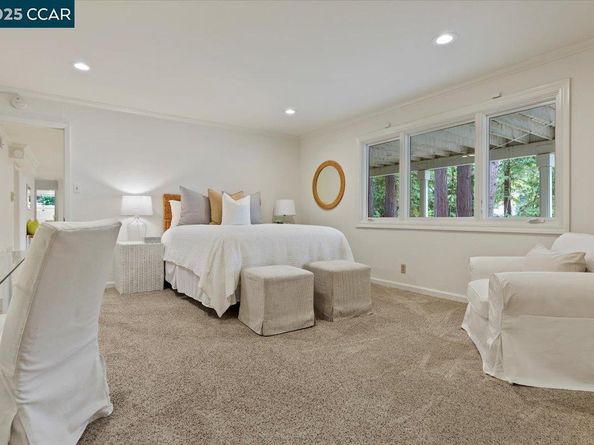 24 Valencia Rd., Orinda CA 94563
