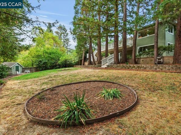 24 Valencia Rd., Orinda CA 94563