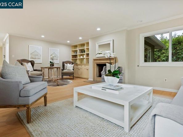 24 Valencia Rd., Orinda CA 94563