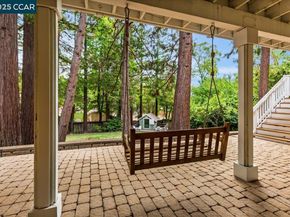 24 Valencia Rd., Orinda CA 94563