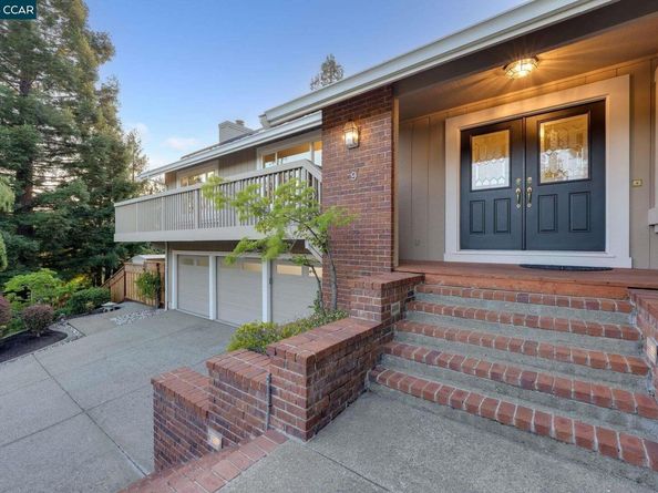 9 Irvine Drive, Moraga CA 94556