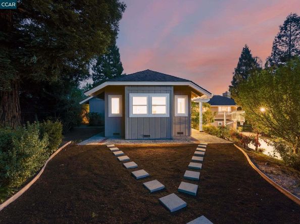 9 Irvine Drive, Moraga CA 94556